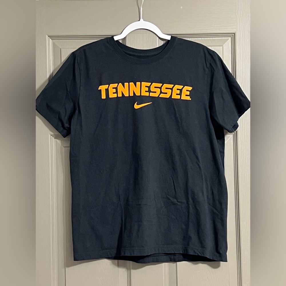 Men's Nike Black Tennessee Volunteers T-Shirt - Men’s Large